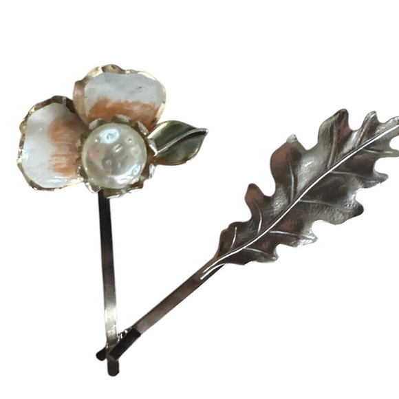 Accessories - Elegant Peach Flower Hairpin Set Silver Metal Leaf – Repurposed Vintage Jewelry
